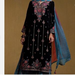 Ritu Kumar Black Velvet Embroidered Sarasa Kurti Tunic Top Sari XL